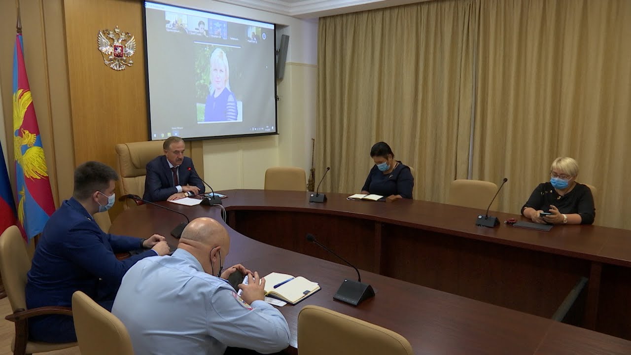 Еженедельное оперативное совещание в администрации