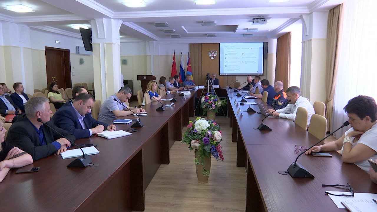 Готовь сани летом