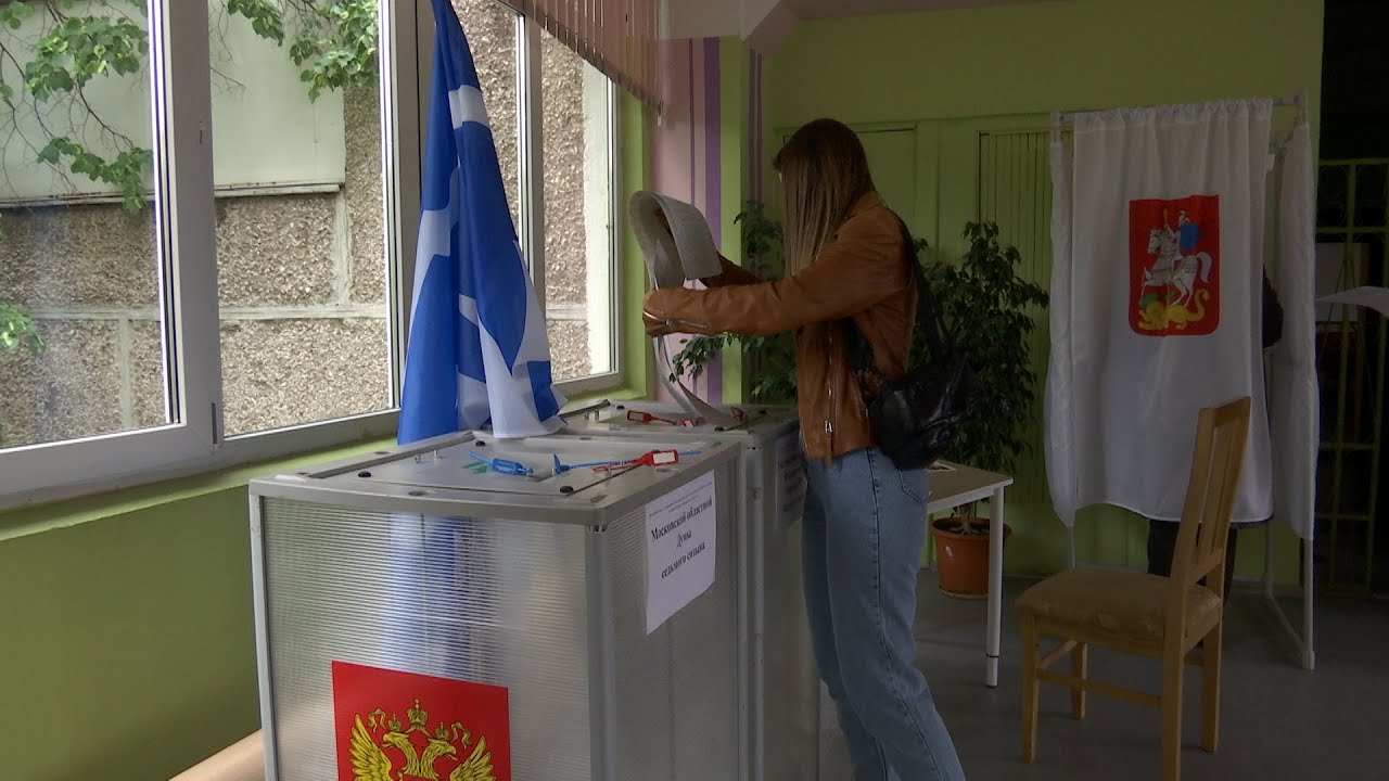 Участок предварительного голосования в гимназии № 41 г.о. Люберцы