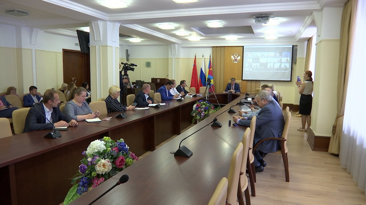 Еженедельное оперативное совещание в администрации