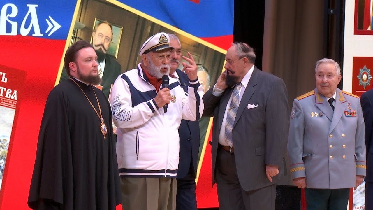 Любить Родину и петь