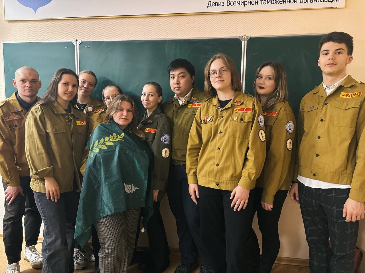 photo1711002831