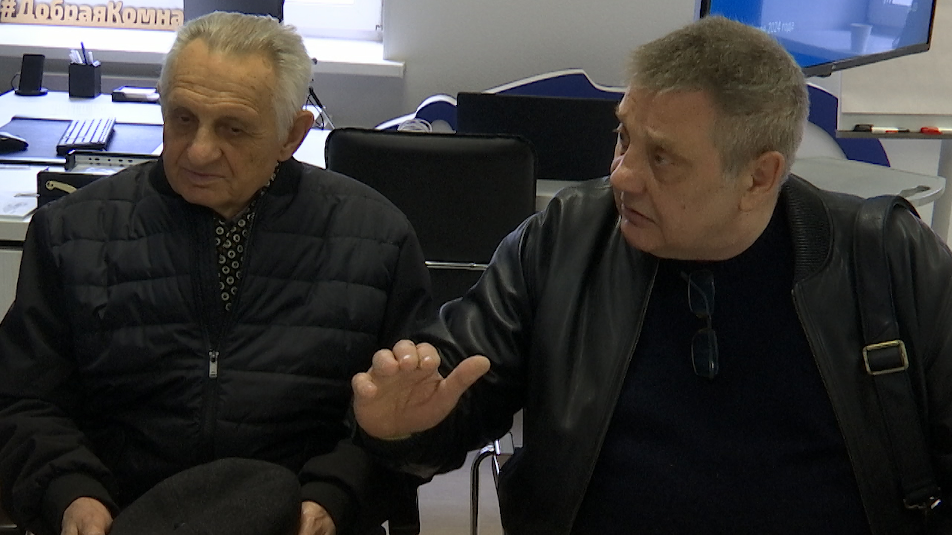 2404_16_02 Владимир Волков провел личный прием граждан