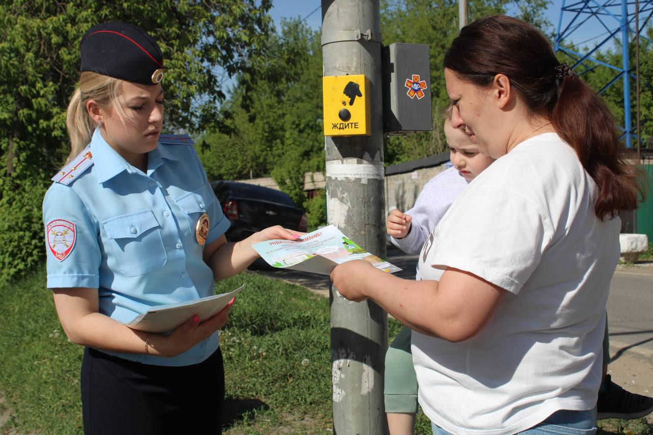 Инспекторы ГАИ Люберец призывают родителей быть примером для детей в соблюдении ПДД