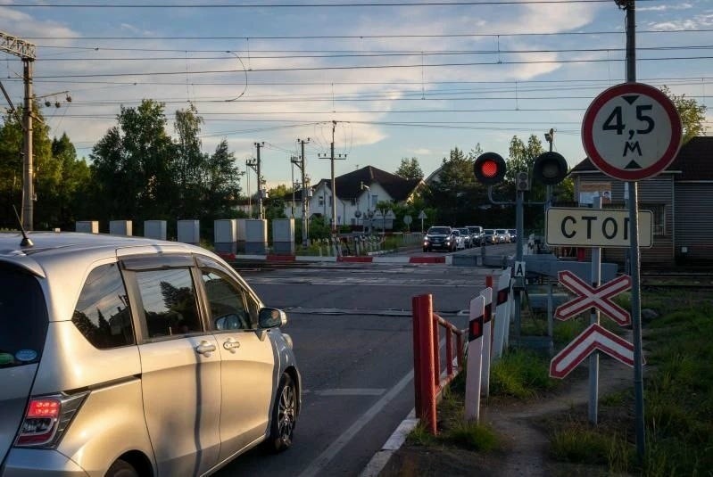 В Люберцах детям и подросткам напомнили о безопасности на железнодорожных переездах