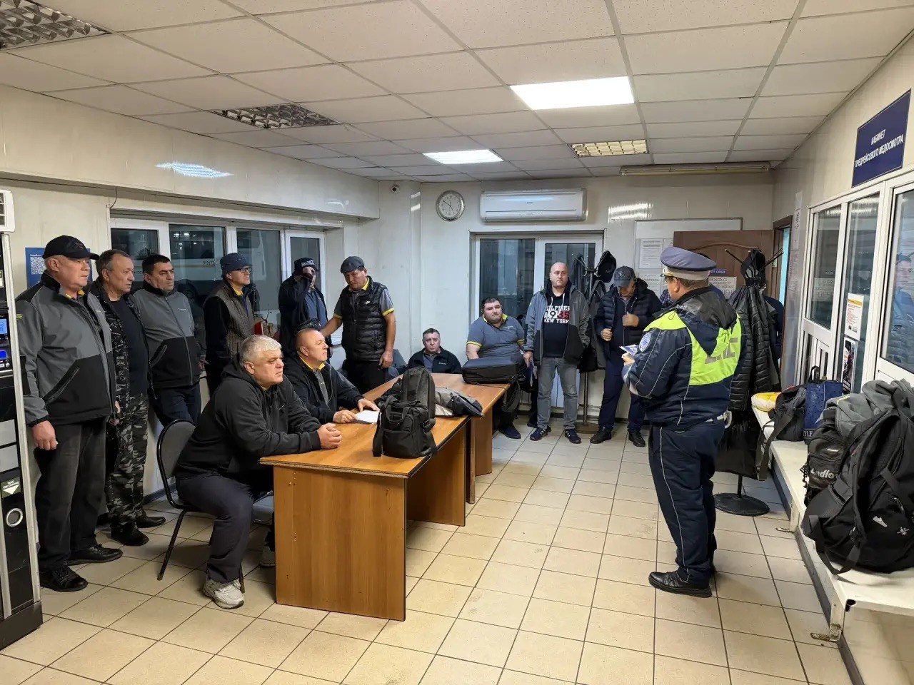 share-photo-45904057371